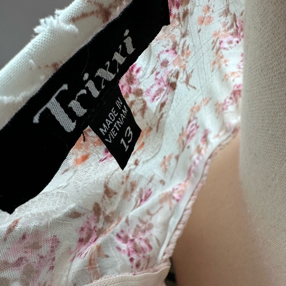 Trixxi Floral Juniors Mini Dress - Picture 8 of 9